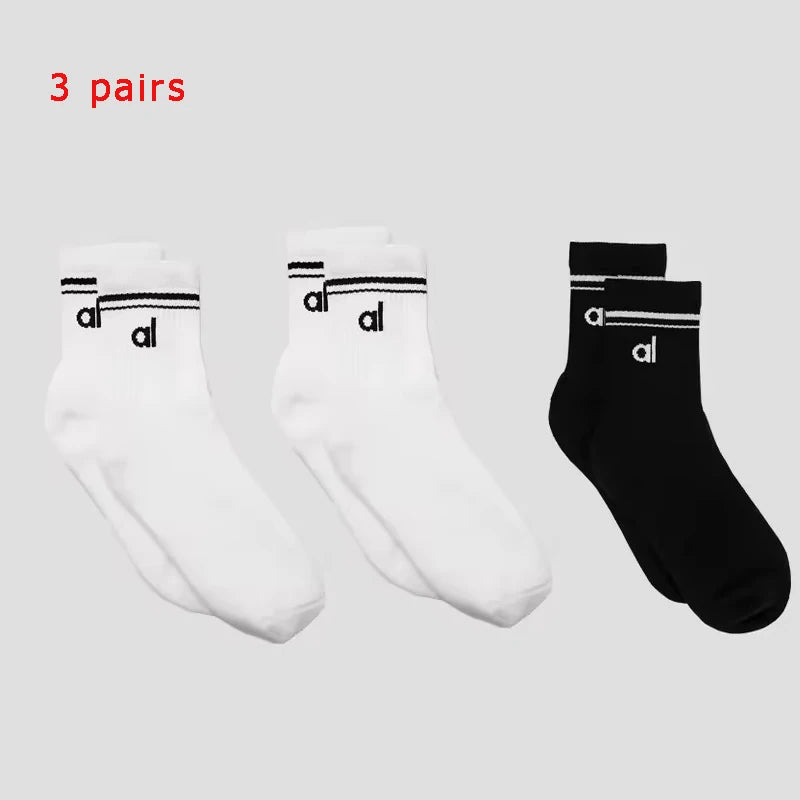 Yoga Women Socks Yoga Sports Casual Socks Cotton Sports Socks Seasonal Unisex Black and White Long Tube Accessories