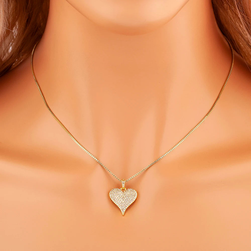 Heart Shape Hollow Design Charm Pendant Necklace For Women Men Sparkling Zircon Chain Jewelry Gifts