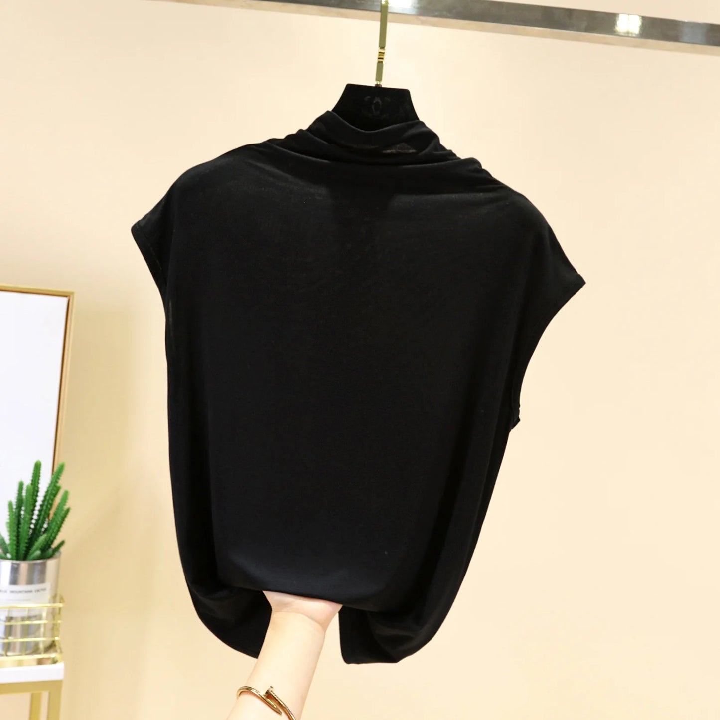 تي شيرت مودال MockNeck بدون أكمام صيفي للنساء تي شيرت تنحيف بلون سادة تي شيرتات أساسية ناعمة