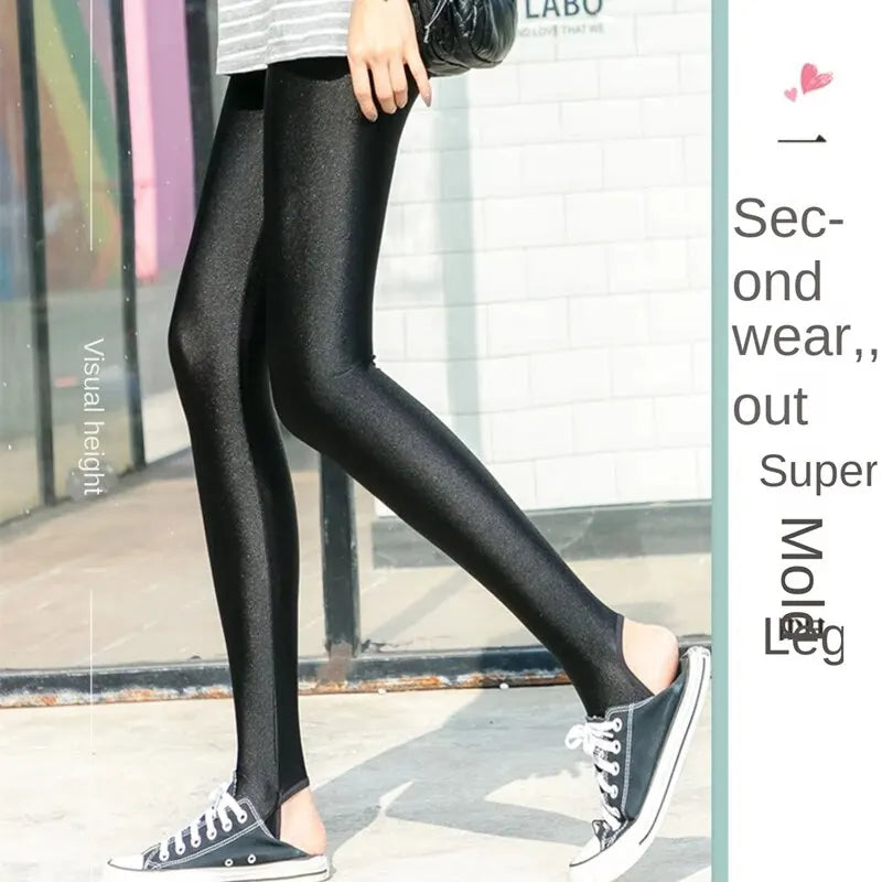 Plus Size Casual Leggings, Women's Plus Solid Faux Leather Ruched Hip Lifting High Rise High Stretch Skinny Leggings Black Shiny