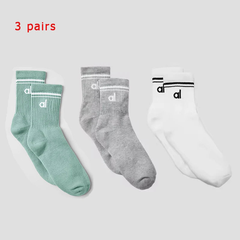 Yoga Women Socks Yoga Sports Casual Socks Cotton Sports Socks Seasonal Unisex Black and White Long Tube Accessories