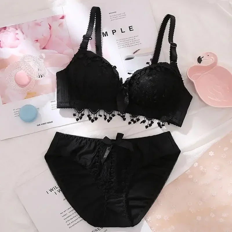 4 Colors Women Push Up Lingerie Bra and Panties Lace Wireless Bra Briefs Sexy Bra Top Female Seamless Plus Size Underwear Set