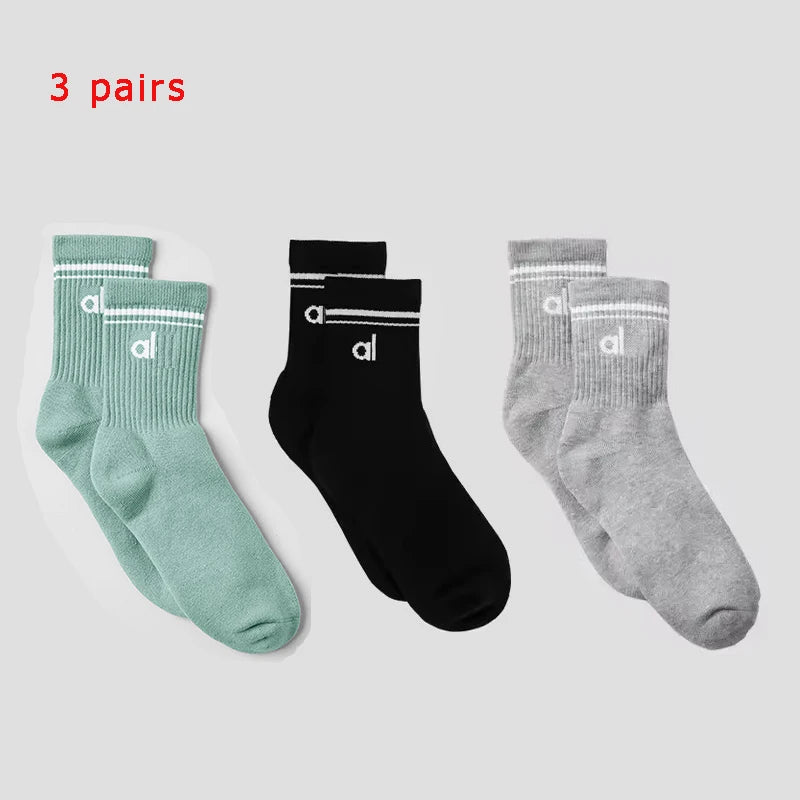 Yoga Women Socks Yoga Sports Casual Socks Cotton Sports Socks Seasonal Unisex Black and White Long Tube Accessories