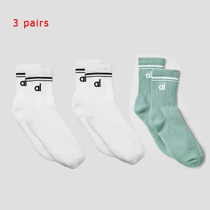 Yoga Women Socks Yoga Sports Casual Socks Cotton Sports Socks Seasonal Unisex Black and White Long Tube Accessories