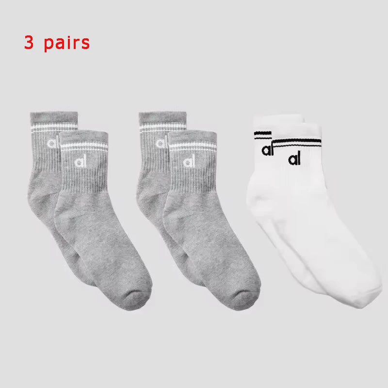 Yoga Women Socks Yoga Sports Casual Socks Cotton Sports Socks Seasonal Unisex Black and White Long Tube Accessories