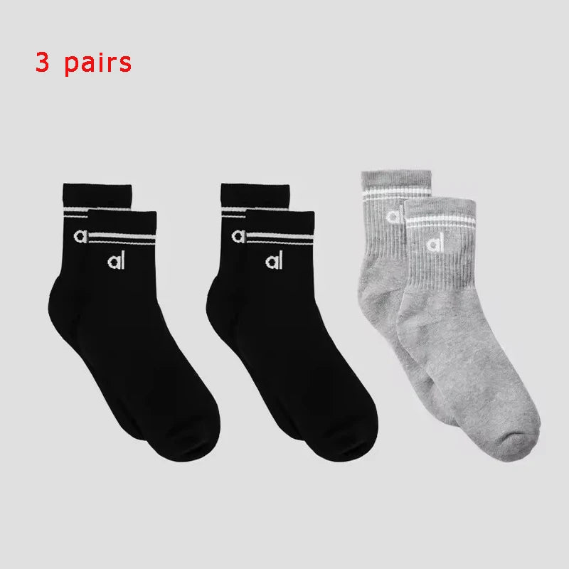 Yoga Women Socks Yoga Sports Casual Socks Cotton Sports Socks Seasonal Unisex Black and White Long Tube Accessories